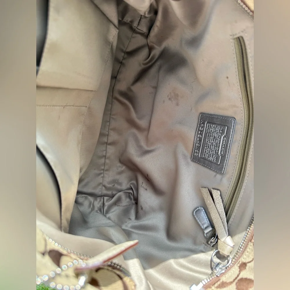 Coach Signature Large Jacquard Beige Tote Bag - Picture 9 of 13